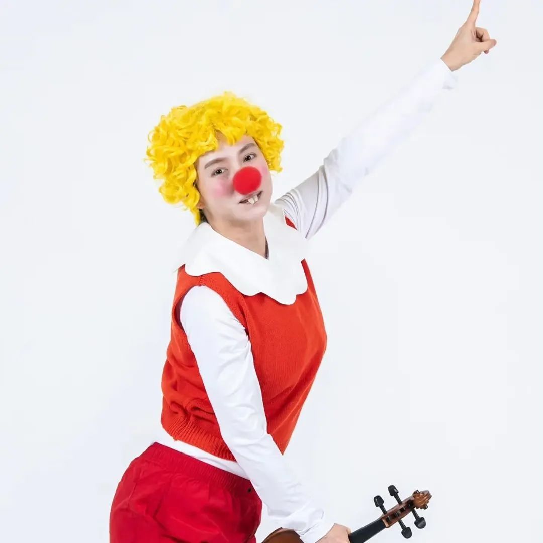 Cuplikan di balik layar dari Song Jihyo