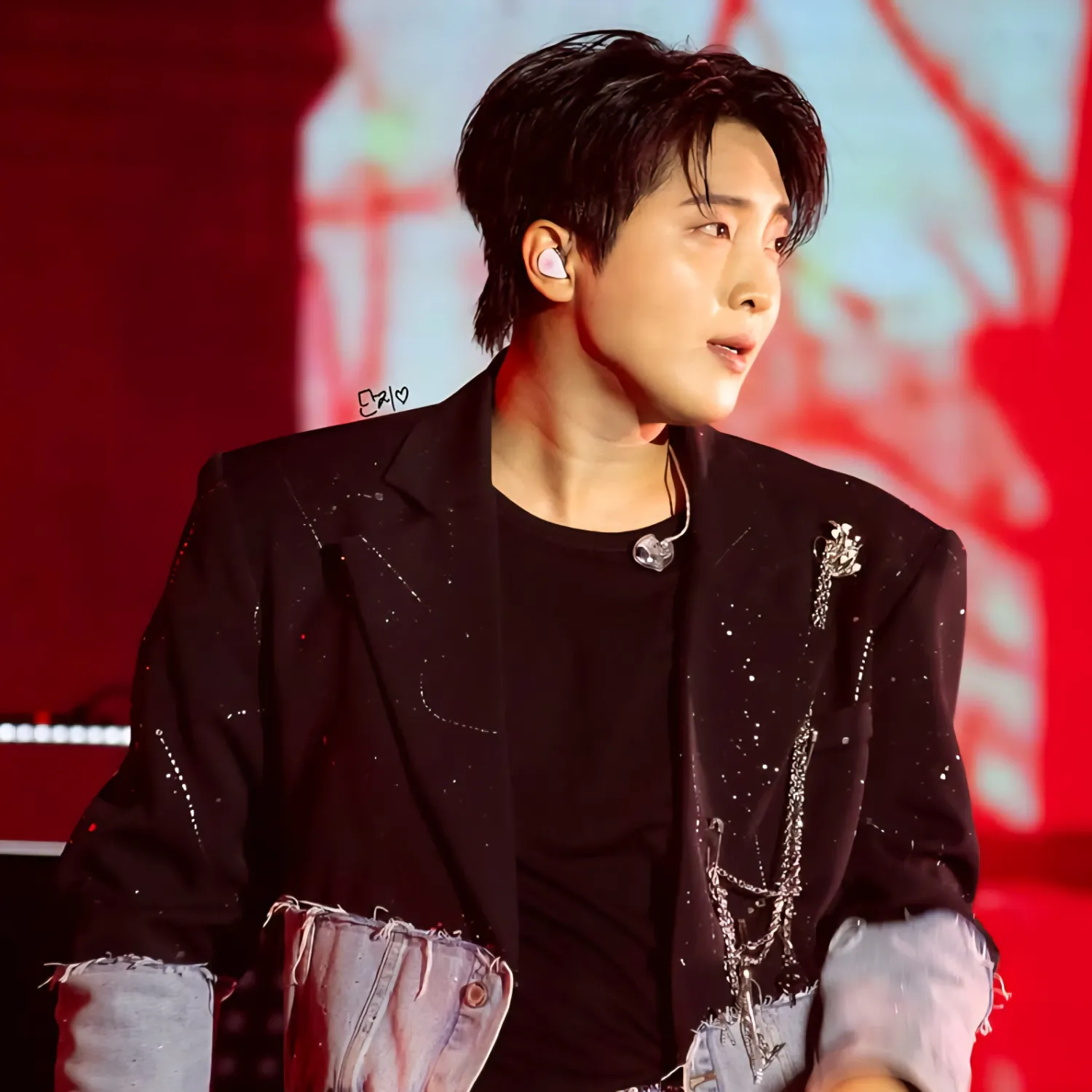 Latest photo of Hwang Yunsung