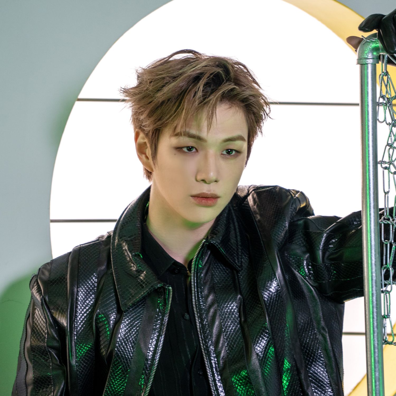 Behind-the-scenes cut of Secret Garden