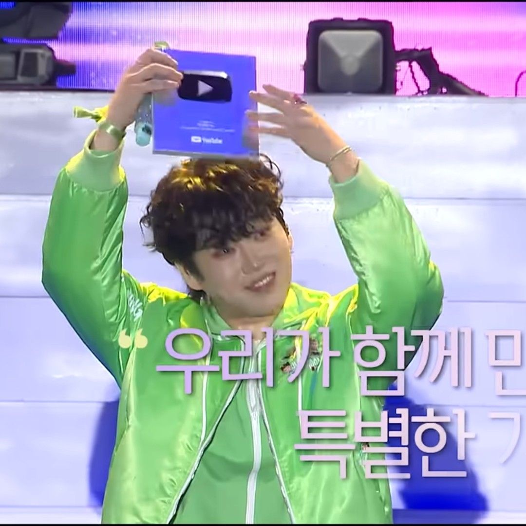 Recent activity shot of Hwang Youngwoong