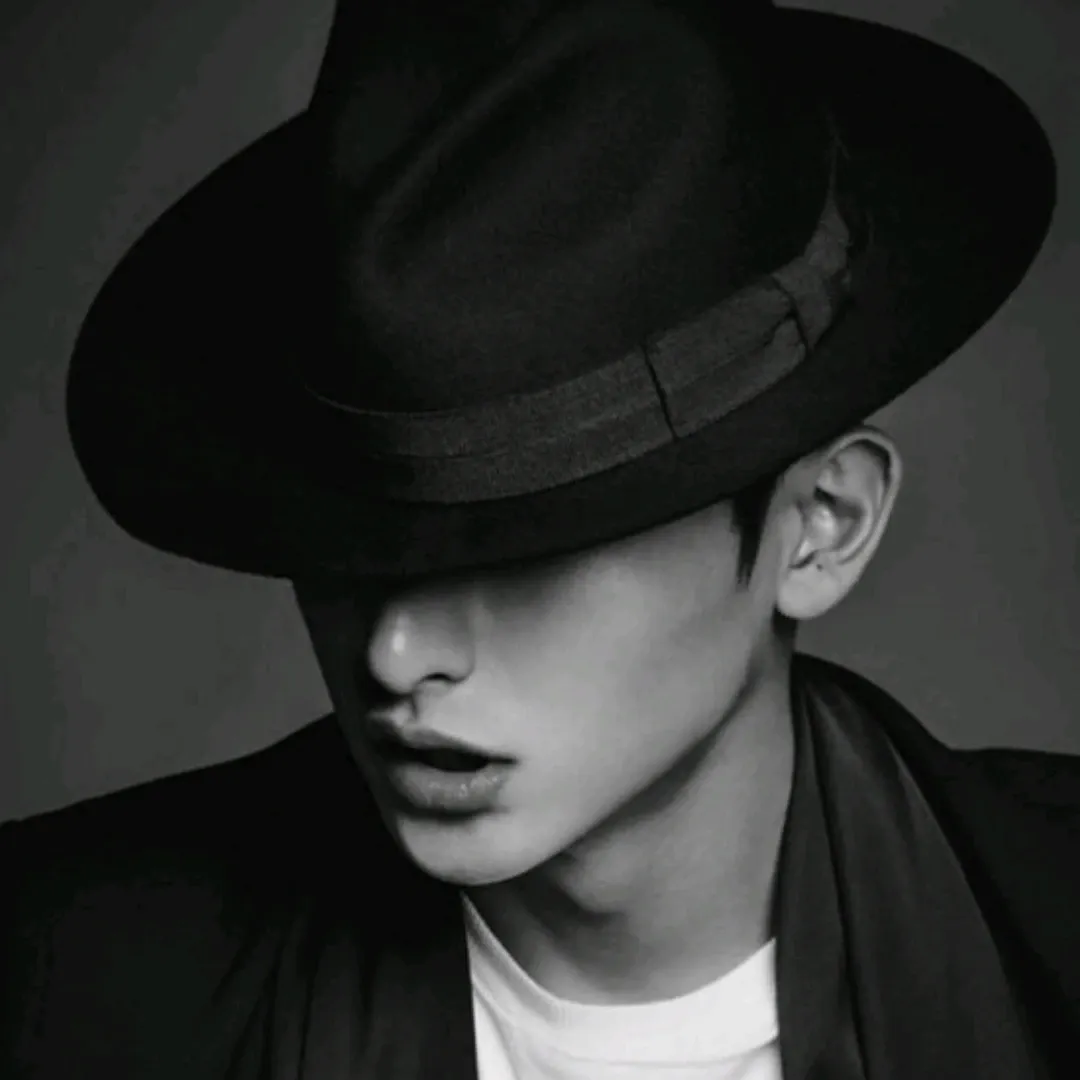 Behind-the-scenes cut of Lee Soohyuk