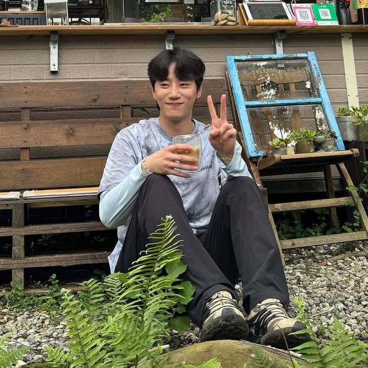 Latest photo of Lee Junyoung