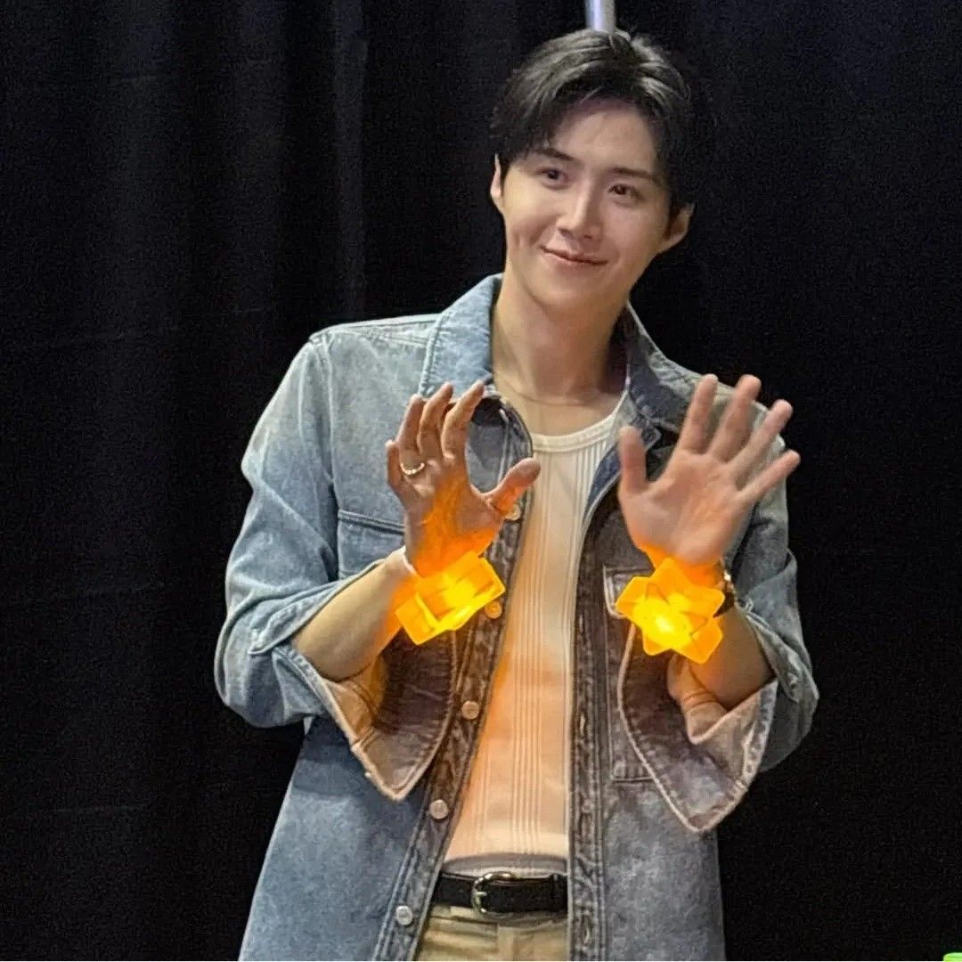 김선호 최근 활동샷
