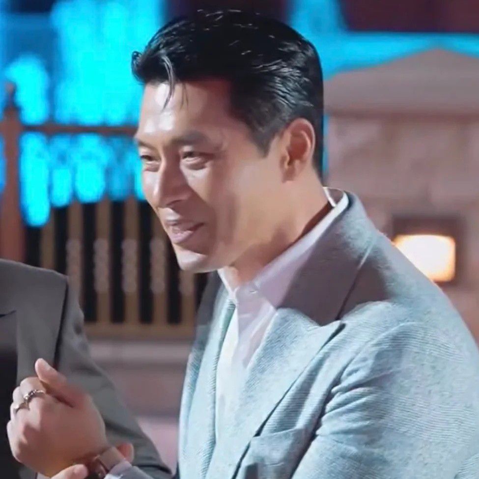 粉丝拍下的玄彬瞬间