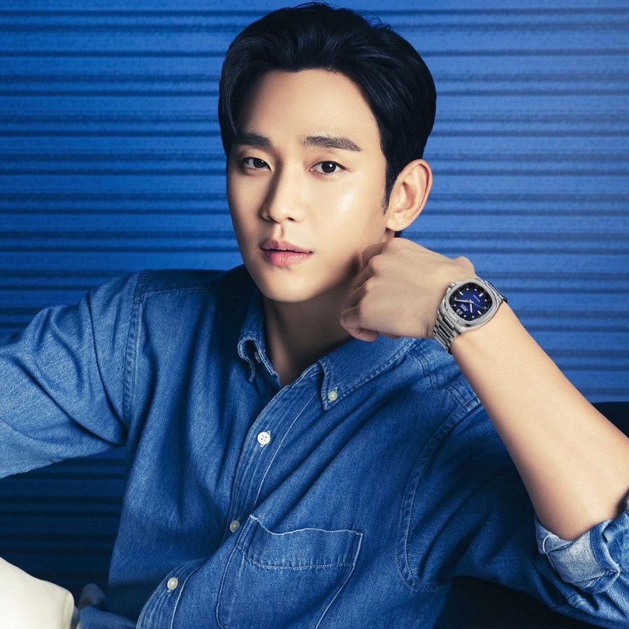 A moment captured by a fan of Kim Soohyun