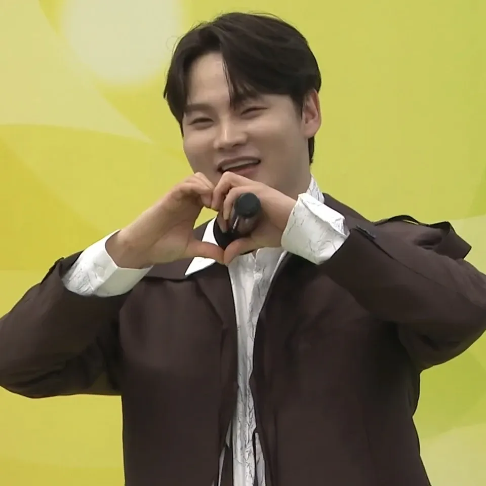 박서진의 최신 사진