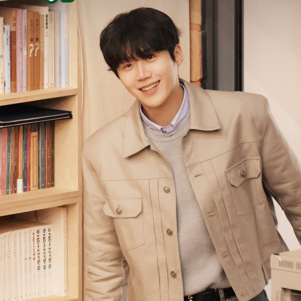 Behind-the-scenes cut of Kim Seonho