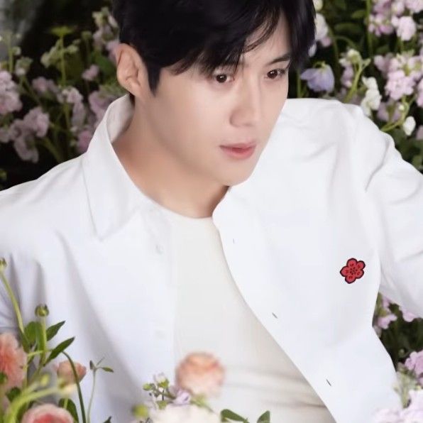 Recent activity shot of Kim Seonho