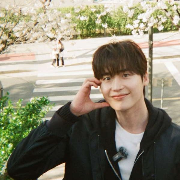 팬들이 사랑하는 이종석의 인기 프로필 사진