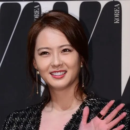 A moment captured by a fan of Go Ara