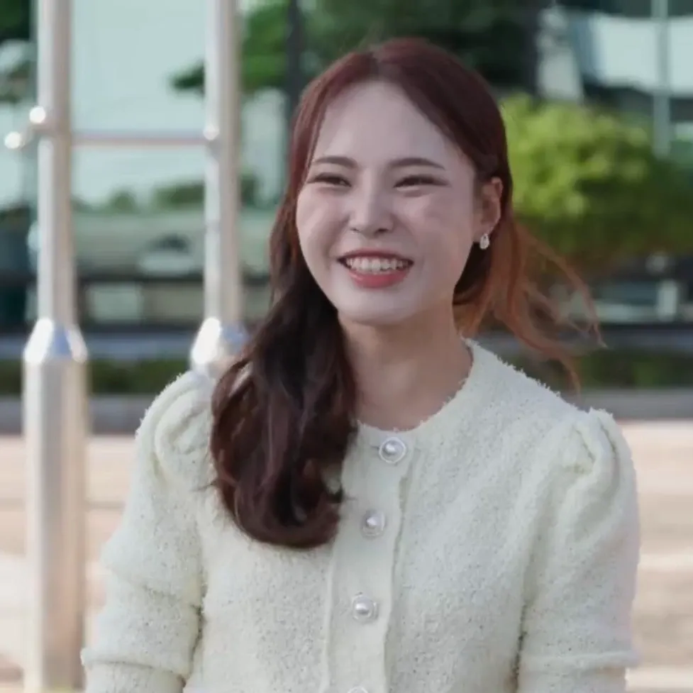 Recent activity shot of Miss Kim