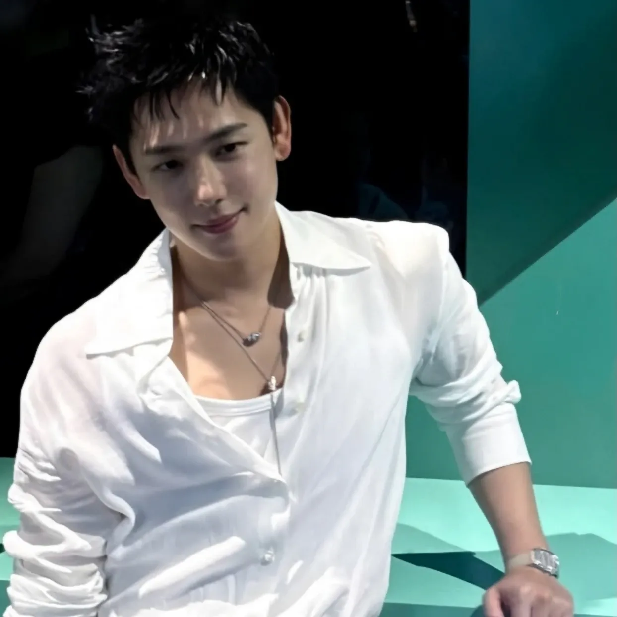 Behind-the-scenes cut of Yim Siwan