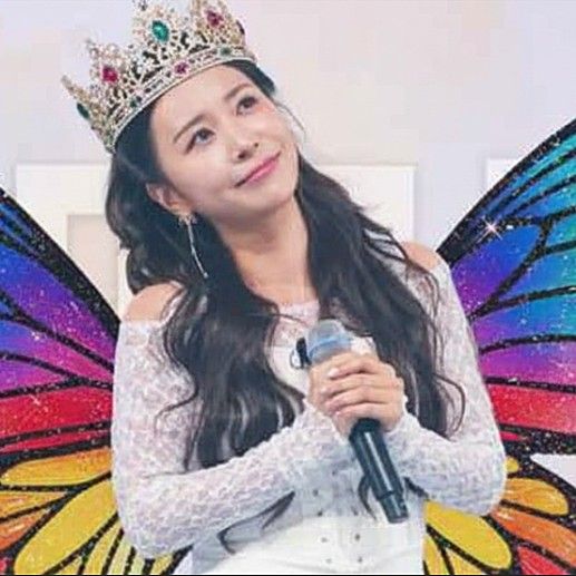 A moment captured by a fan of Huh Chanmi