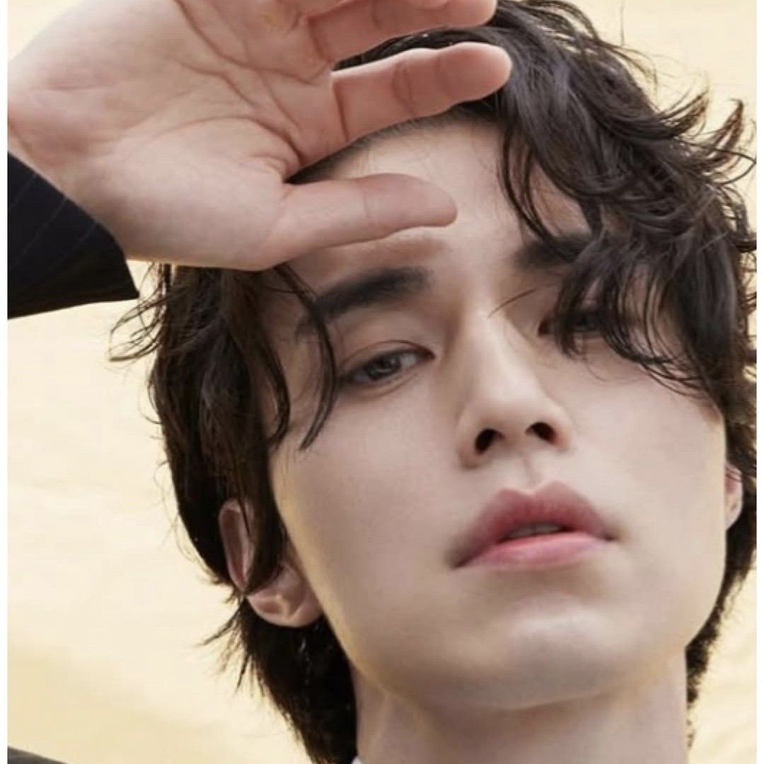 Latest photo of Lee Dongwook