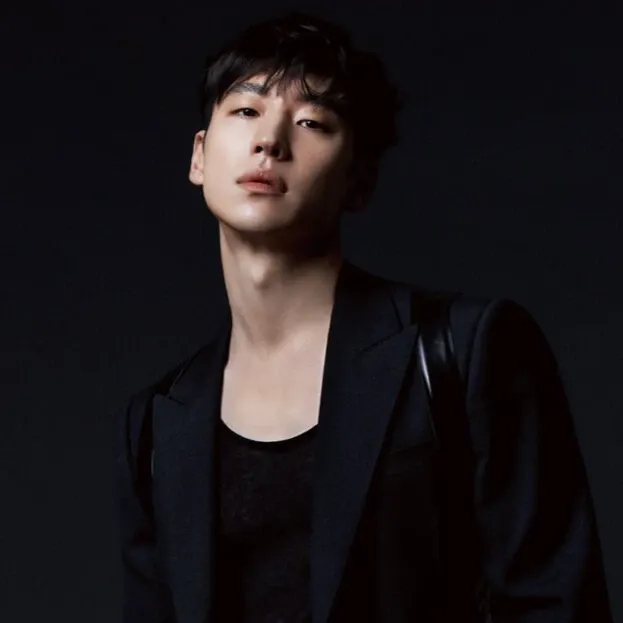 Recent activity shot of Lee Jaehoon