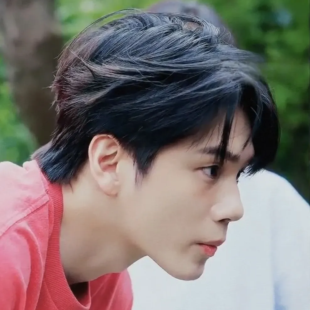 Recent activity shot of Ong Seongwu