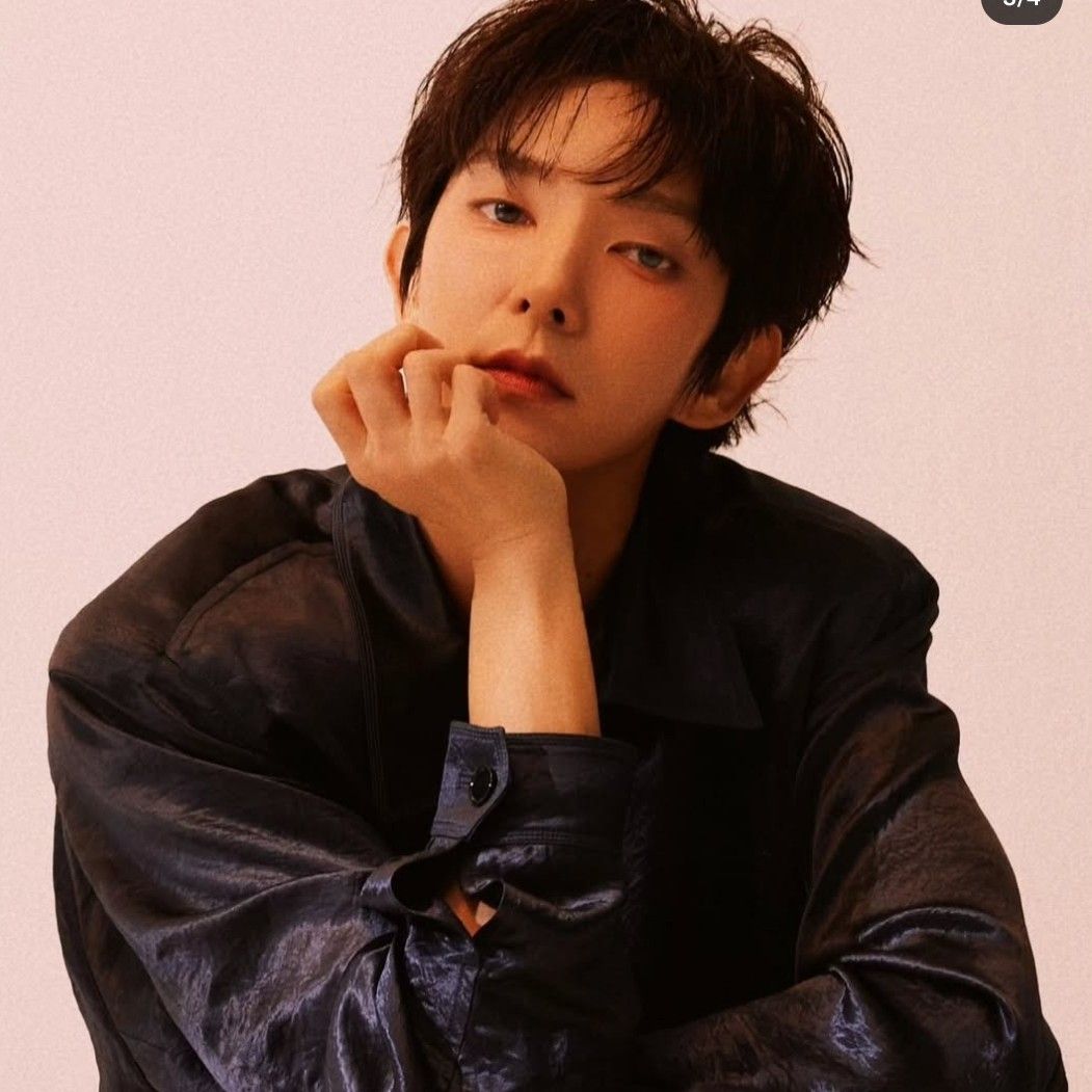 Latest photo of Lee Joongi