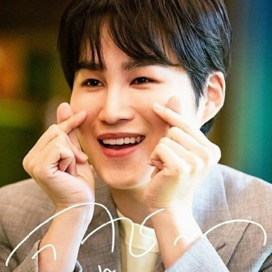 金熙栽的最新照片