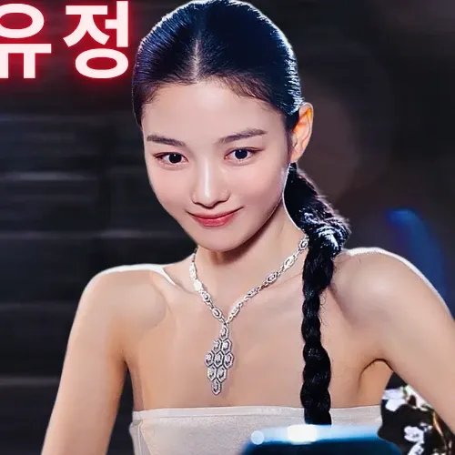 Behind-the-scenes cut of Kim Youjung