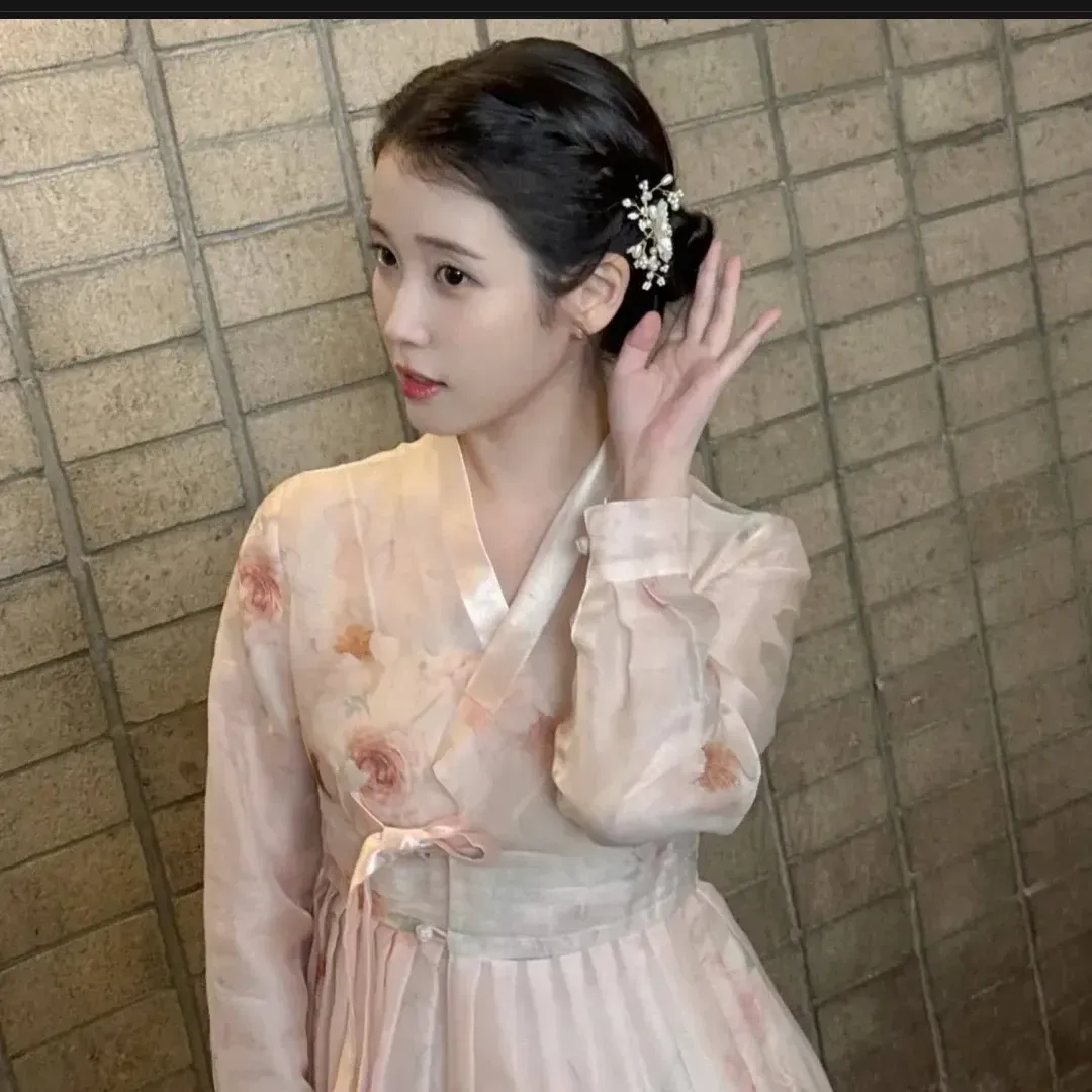 Foto terbaru dari IU