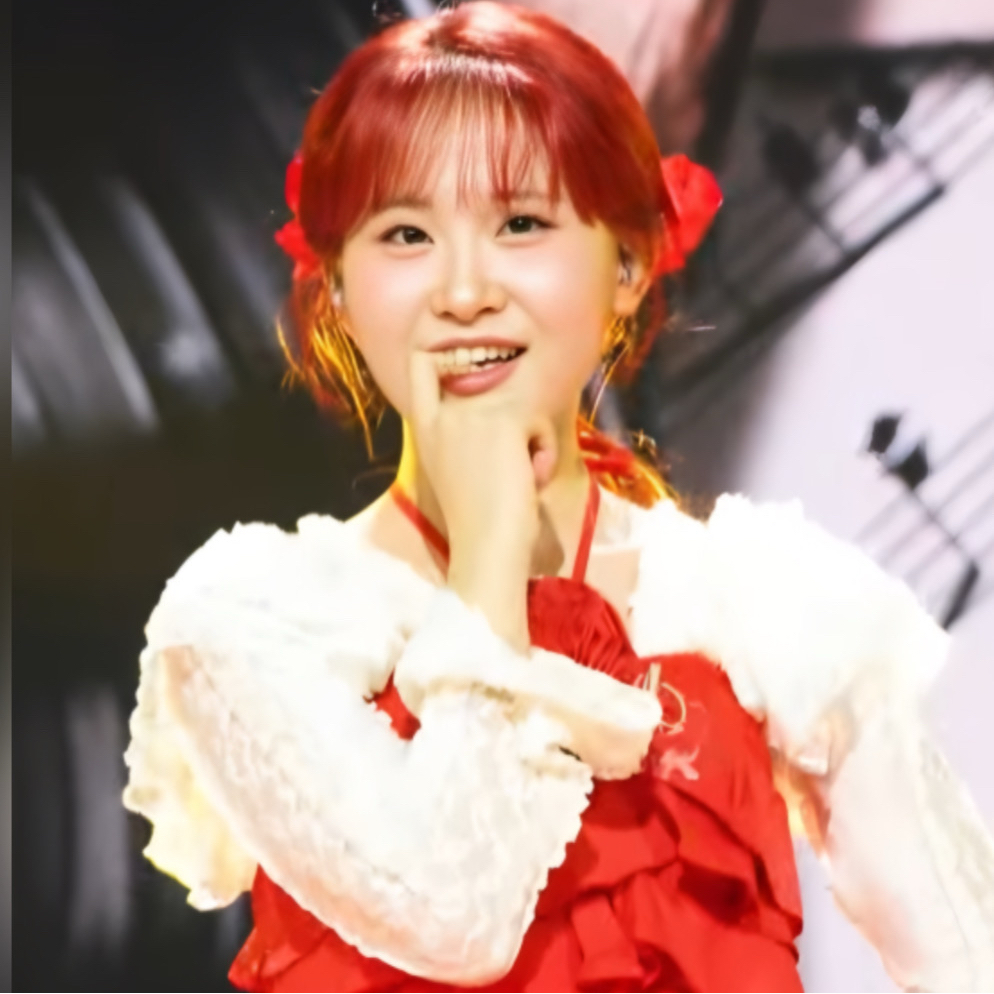 Momen yang diabadikan oleh penggemar Kim Dahyun