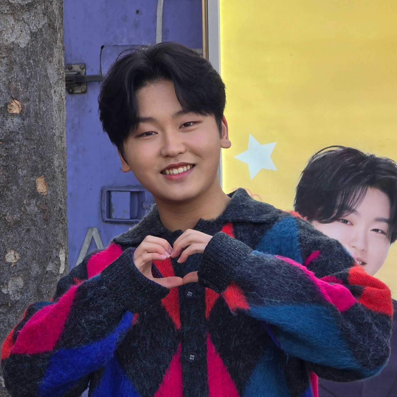 A moment captured by a fan of Park Sungon