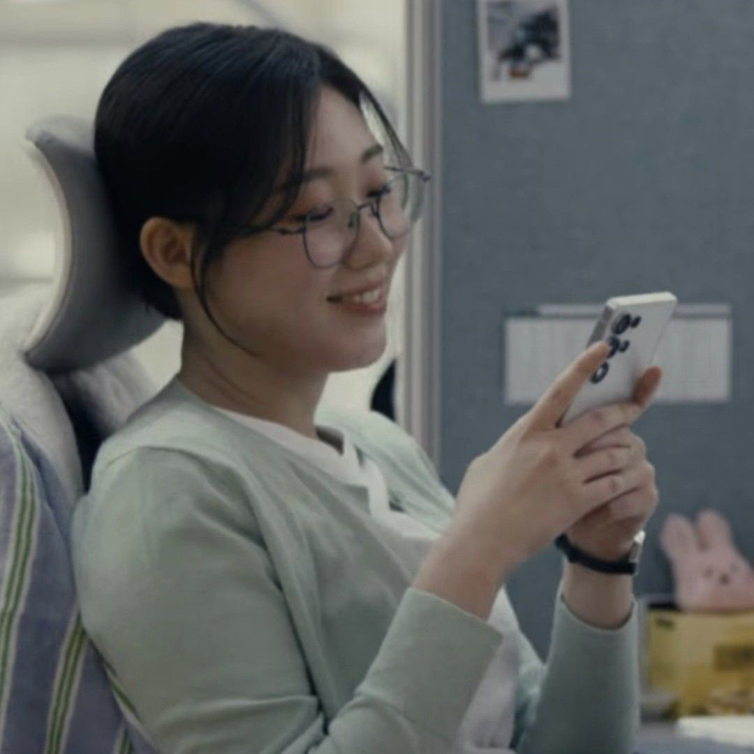 Recent activity shot of Han Yeji