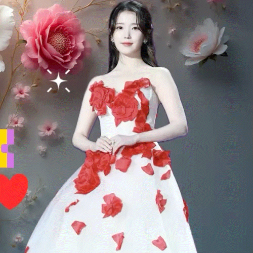 아이유 최근 활동샷