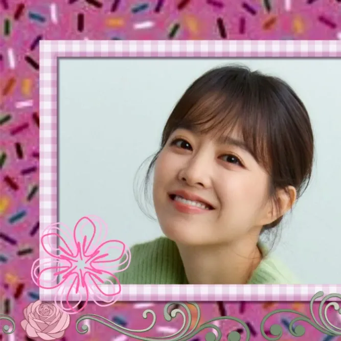 Behind-the-scenes cut of Park Boyoung