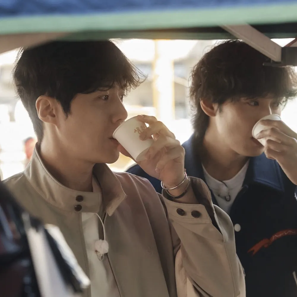 Behind-the-scenes cut of Kim Seonho