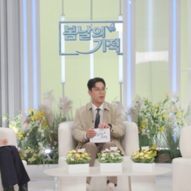 チャン・ミンホの最近の活動ショット