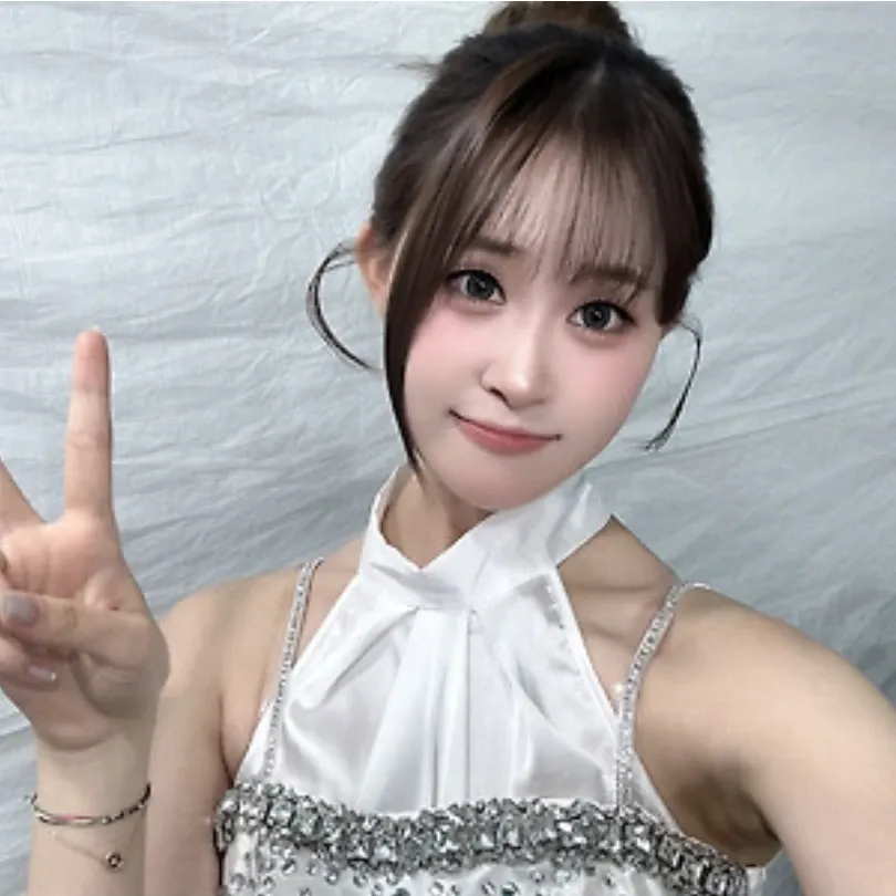 Foto kegiatan terbaru dari Kim Dahyun