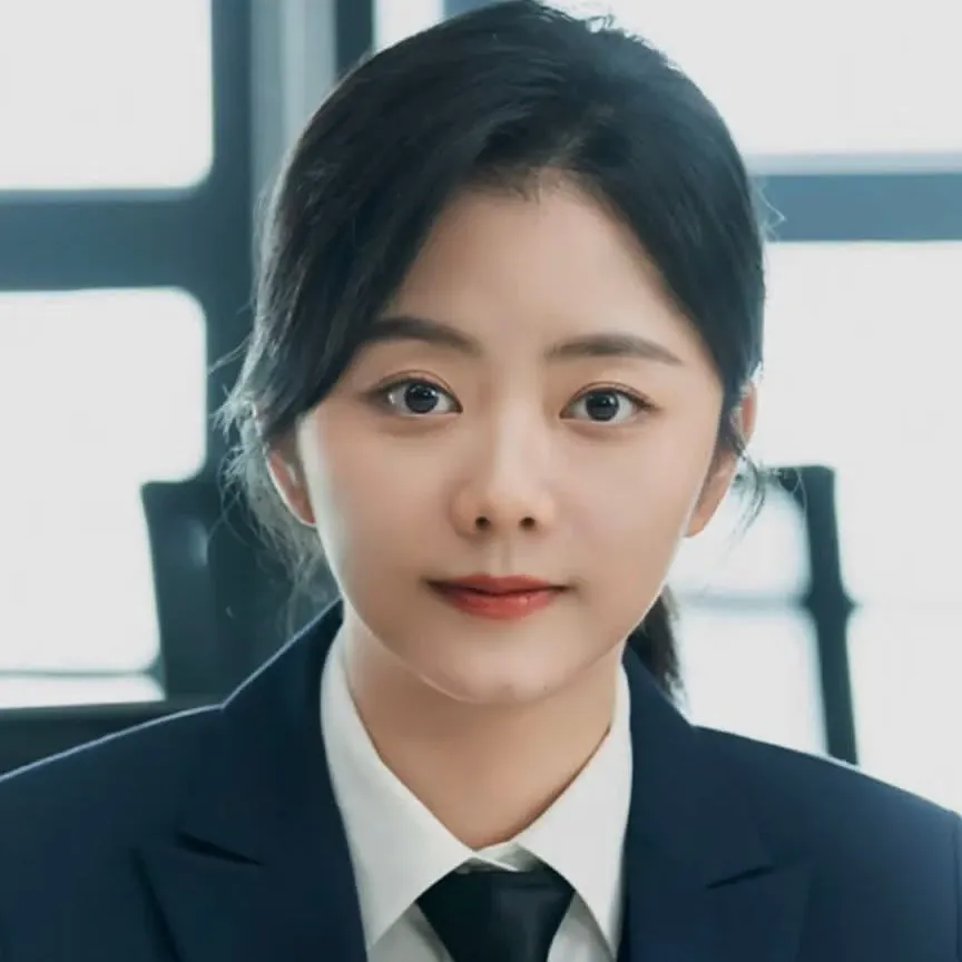 Latest photo of Tan Song Yun