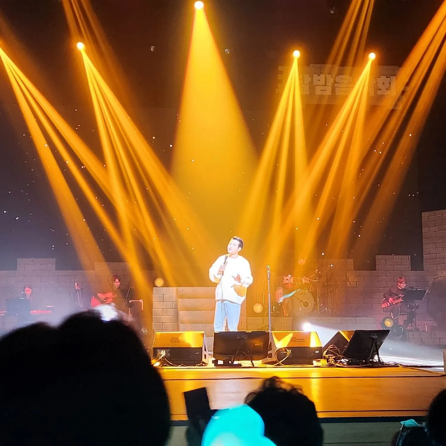 粉絲拍下的趙明燮瞬間