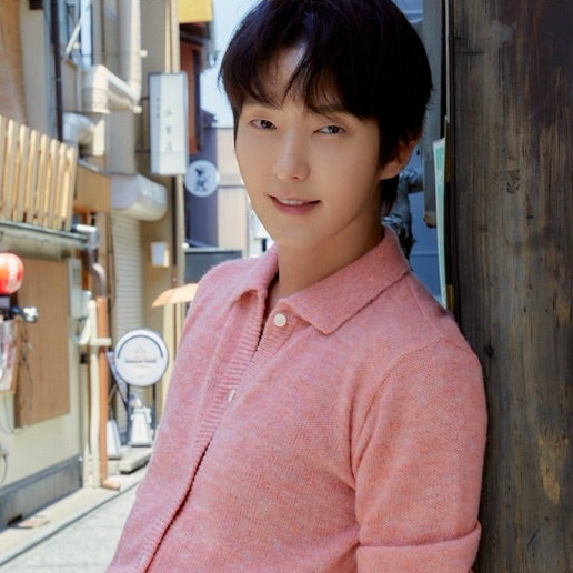 Recent activity shot of Lee Joongi