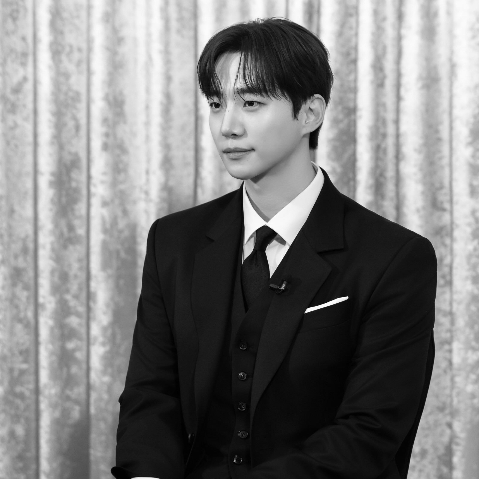 Cuplikan di balik layar dari Lee Junho
