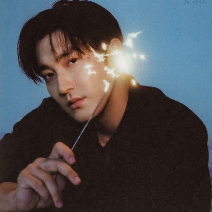 A moment captured by a fan of Choi Siwon