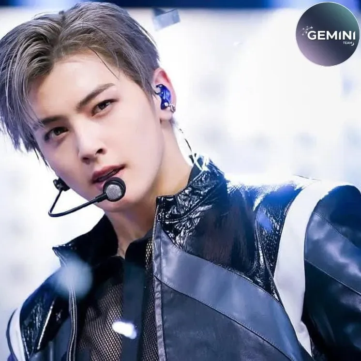Latest photo of Cha Eunwoo