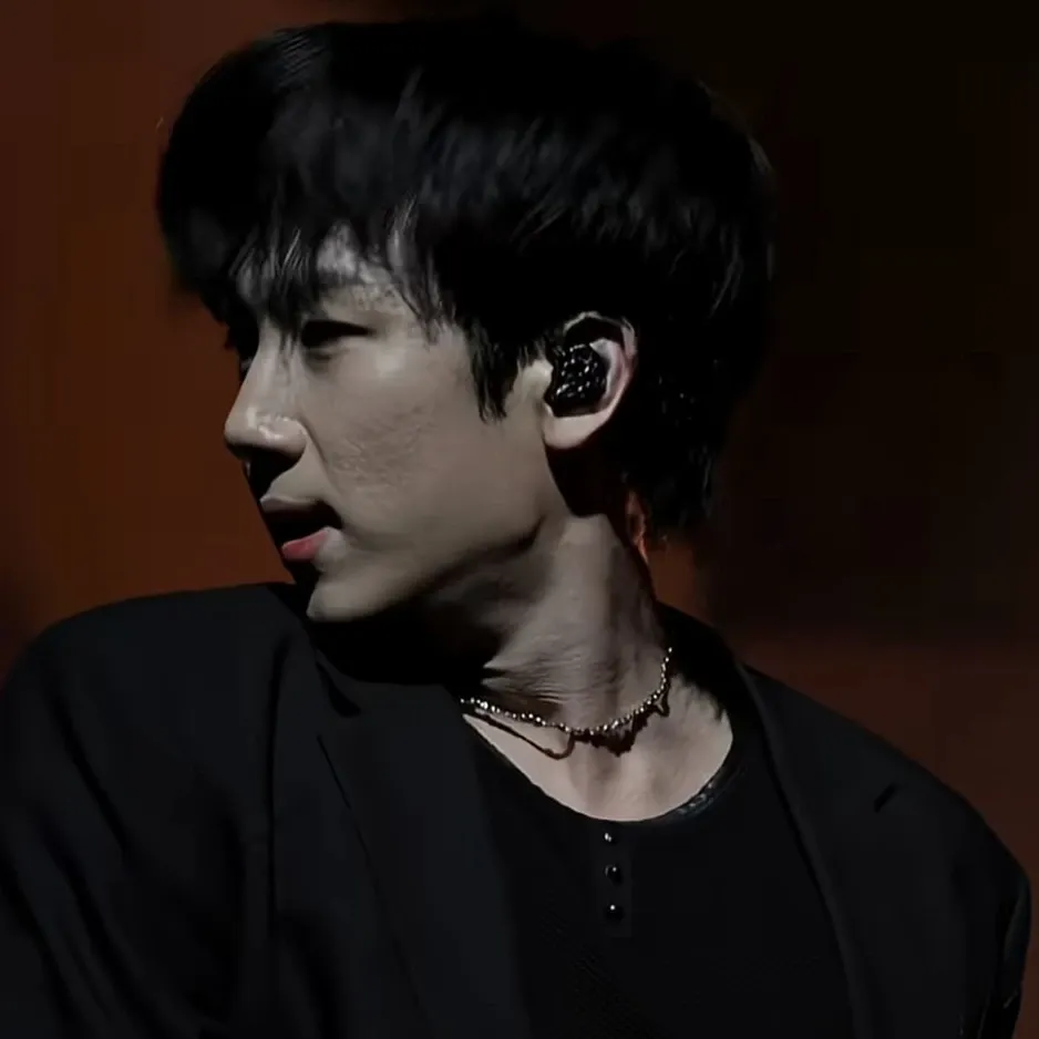 A moment captured by a fan of Choi Sooho