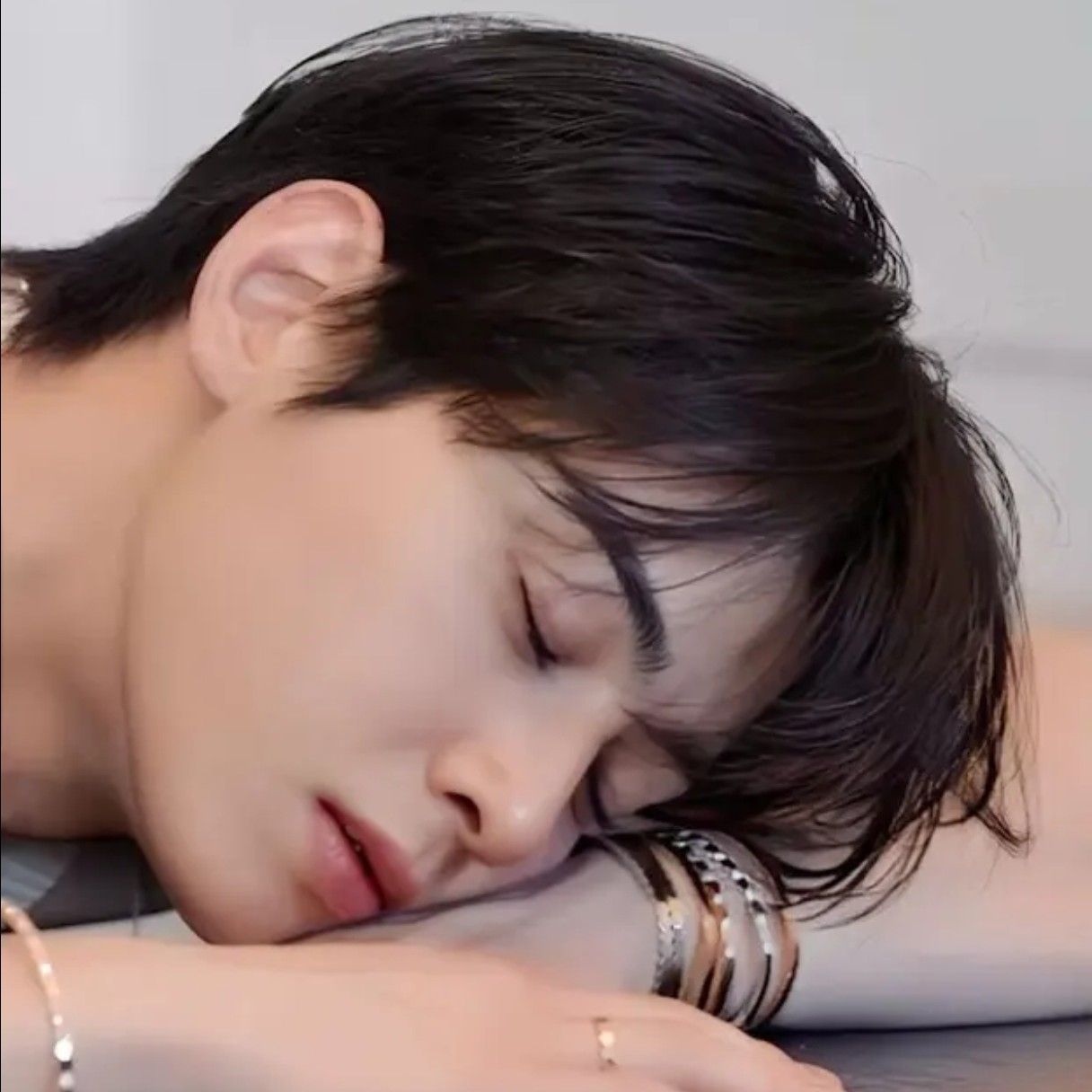 Recent activity shot of Cha Eunwoo