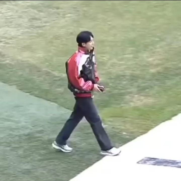 Foto terbaru dari Lee Seunggi