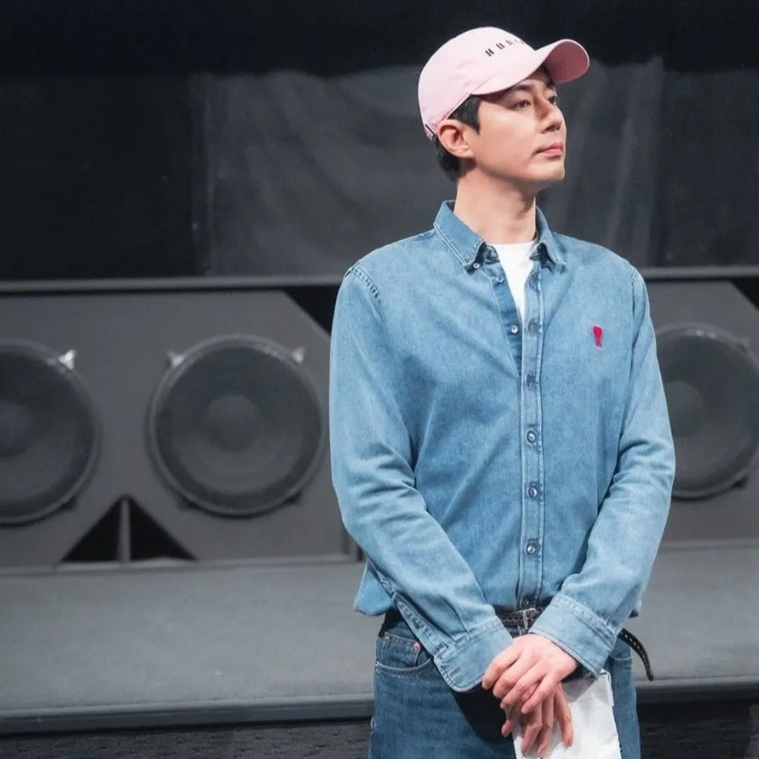 Behind-the-scenes cut of Jo Insung