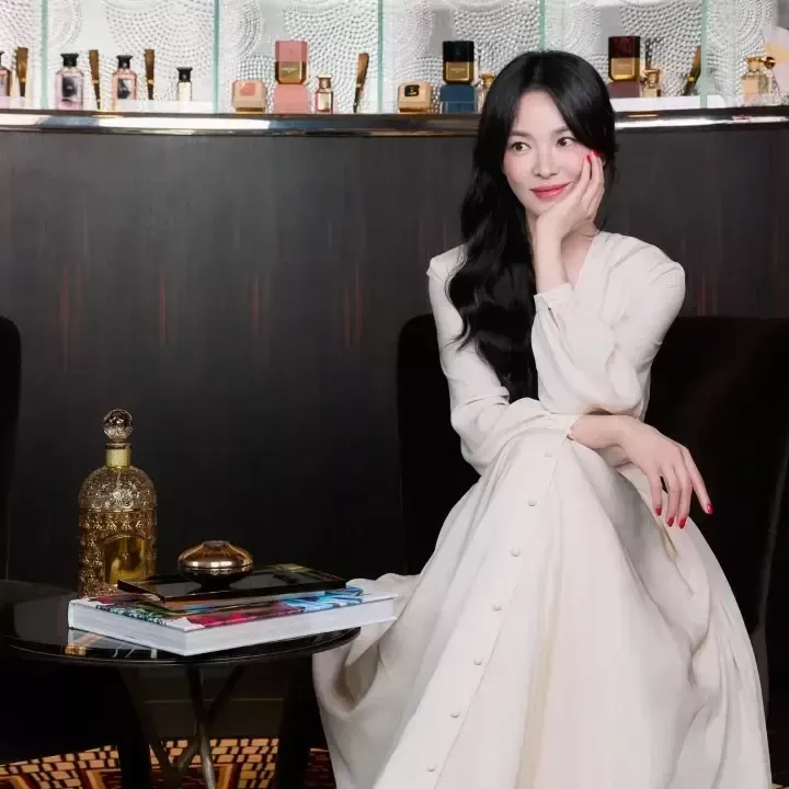 Recent activity shot of Song Hyekyo