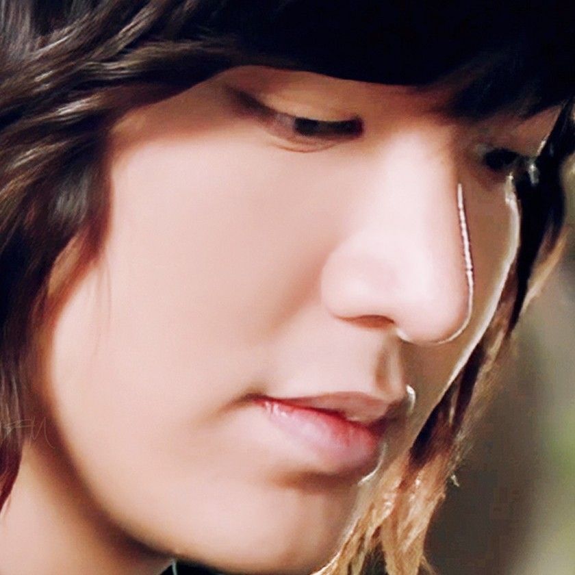 李敏镐的最新照片