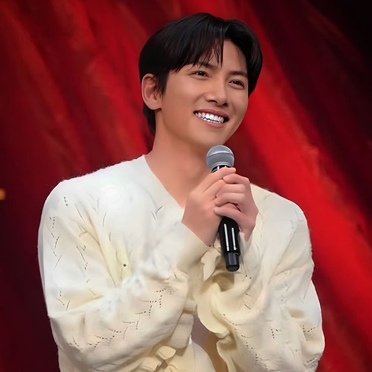 池昌旭的最新照片