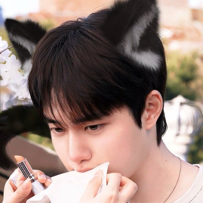 Recent activity shot of Doh Kyungsoo (D.O.)