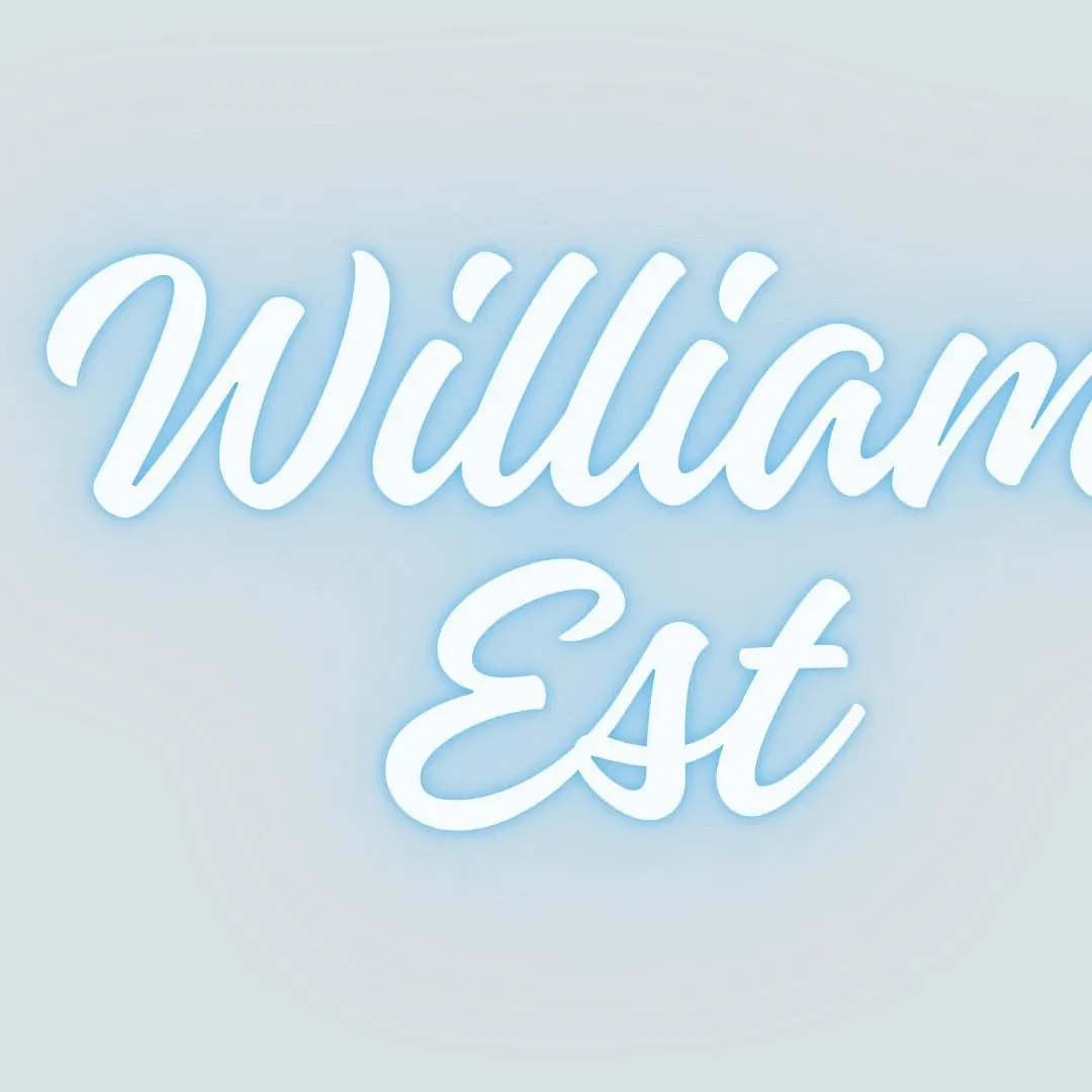 Latest photo of Est Supha Sangaworawong