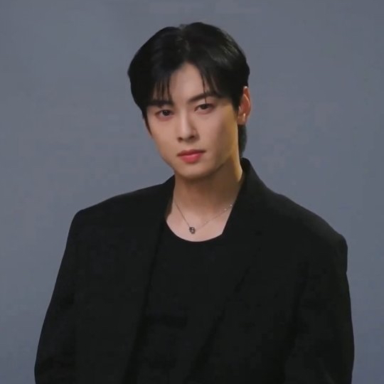 粉丝拍下的车银优瞬间