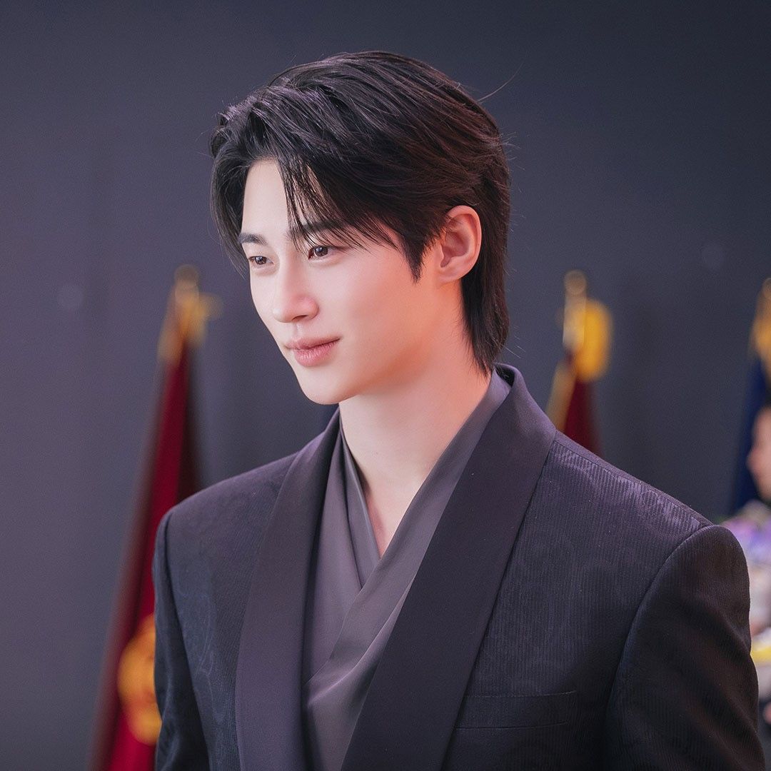 Latest photo of Byeon Wooseok