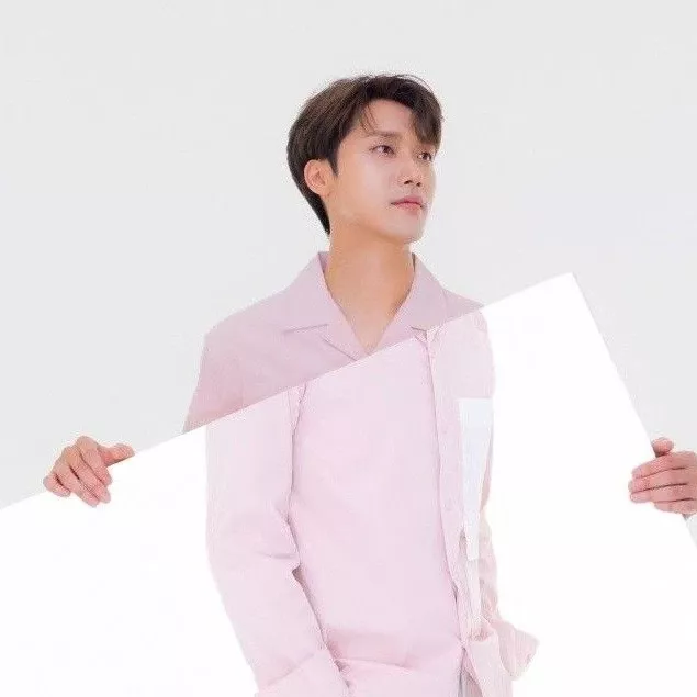 Behind-the-scenes cut of Choi Woojin